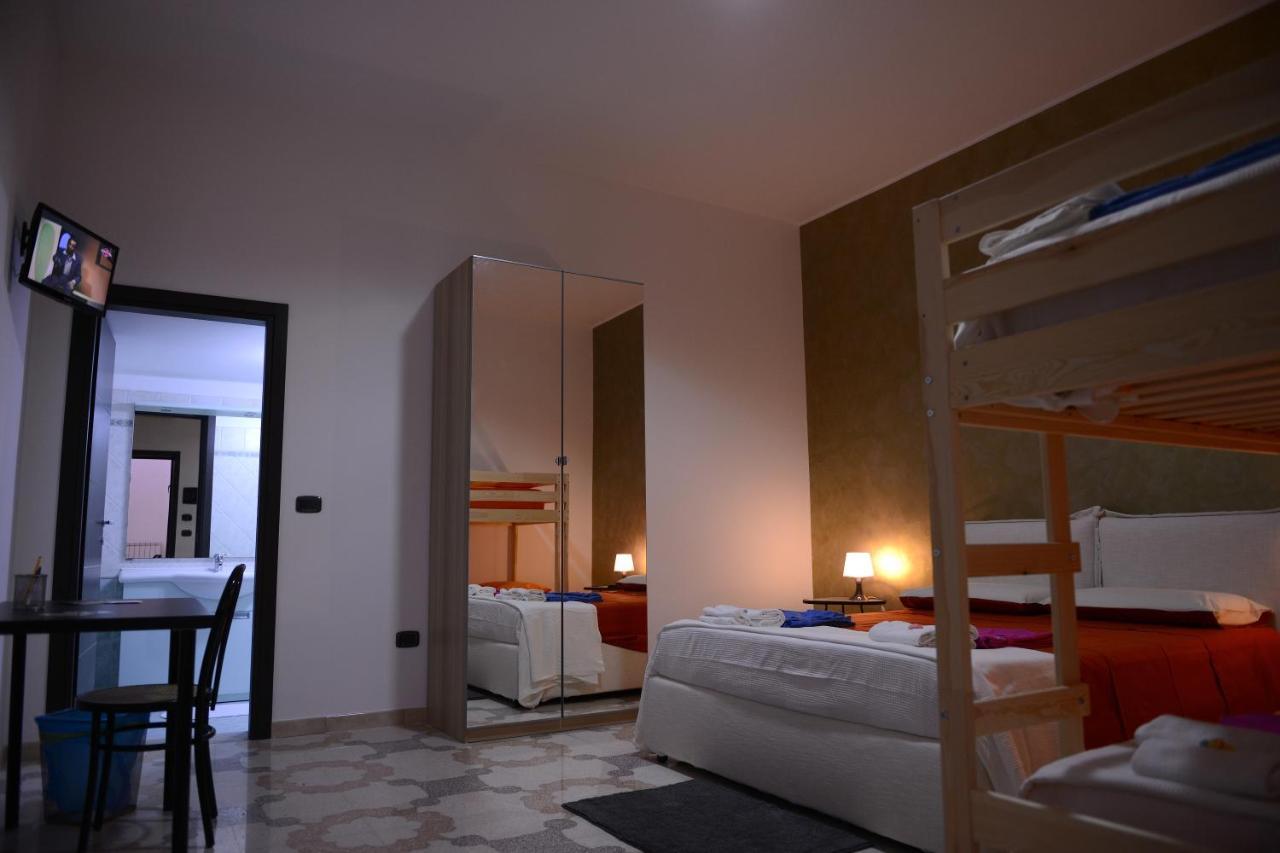 Bed & Breakfast "Mazzini" Леверано Екстер'єр фото