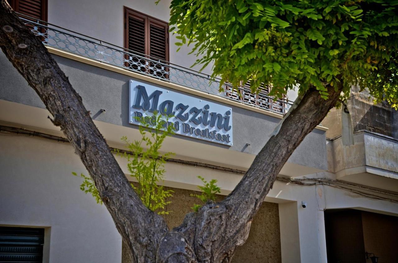 Bed & Breakfast "Mazzini" Леверано Екстер'єр фото