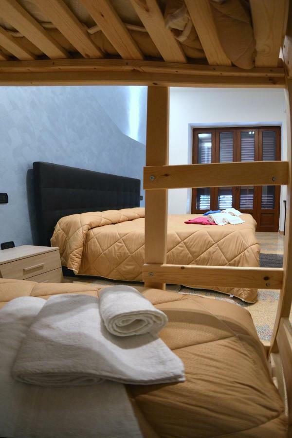 Bed & Breakfast "Mazzini" Леверано Екстер'єр фото