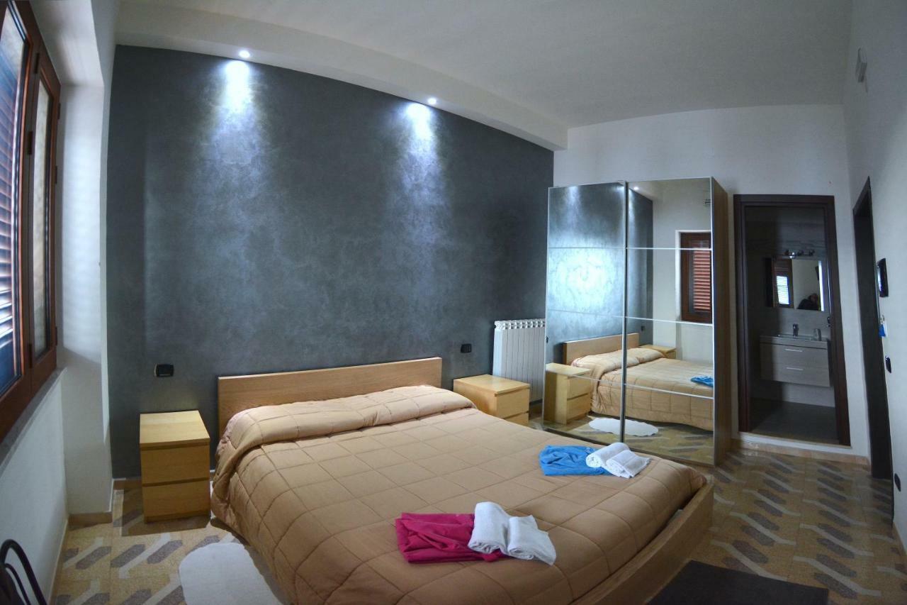 Bed & Breakfast "Mazzini" Леверано Екстер'єр фото